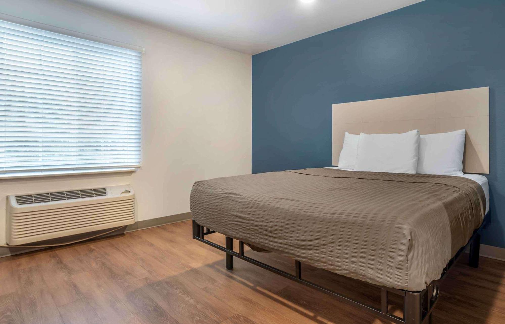 Extended Stay America Select Suites - Tallahassee - East Exterior photo